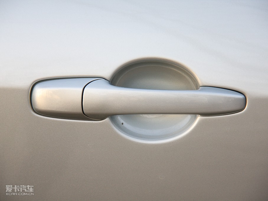 2011R_(d)6 2.0L Ԅ(dng)r(sh)а