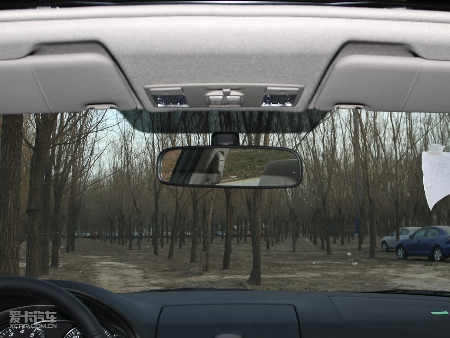 2011R_(d)6 2.0L Ԅ(dng)r(sh)а