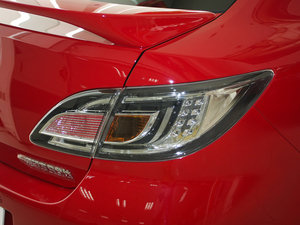 2011款2.0L 精英版 细节外观