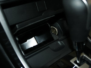 2011款2.0L 精英版 空间座椅