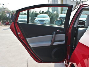 2012款2.0L 豪华版 左后车门