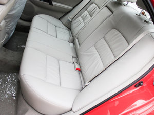 2012款2.0L 自动超豪华版 后排座椅