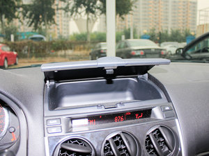 2012款2.0L 自动超豪华版 中控区