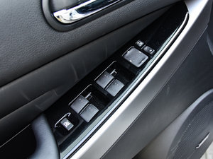 2014款2.3T 智能四驱至尊版 中控区