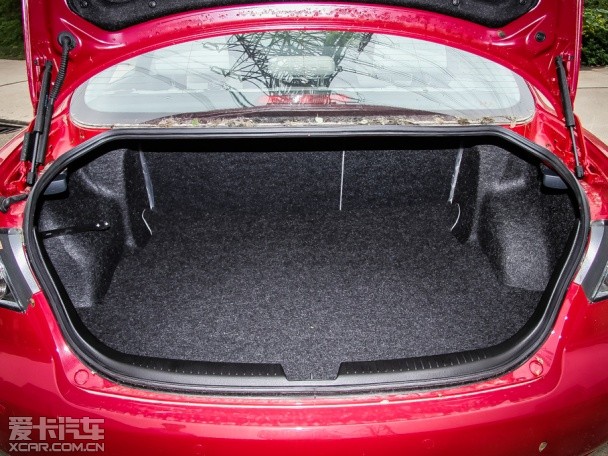 一汽馬自達2013款馬自達6