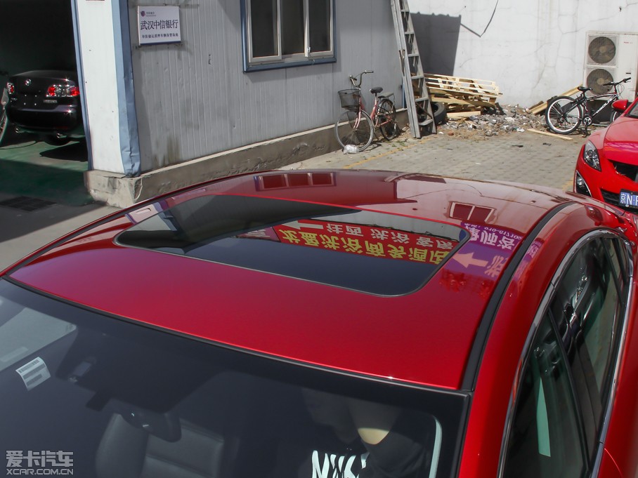 2014���Ɲ 2.5L �{�������