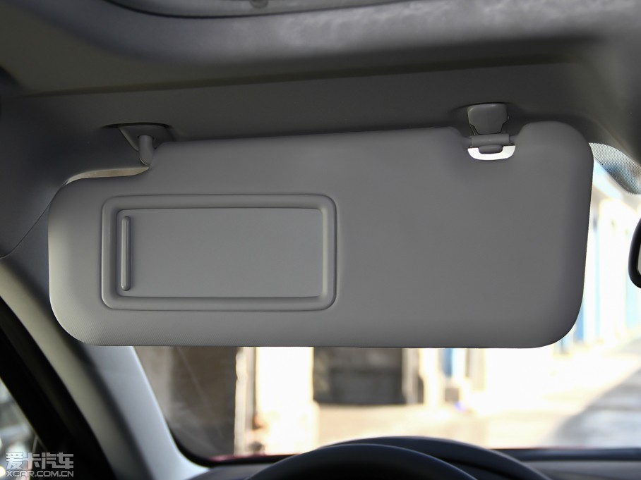 2014Ɲ 2.5L {(ln)