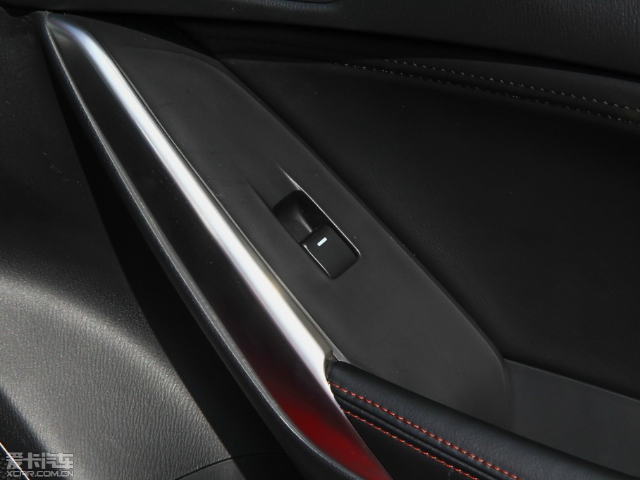 2014Ɲ 2.5L {(ln)