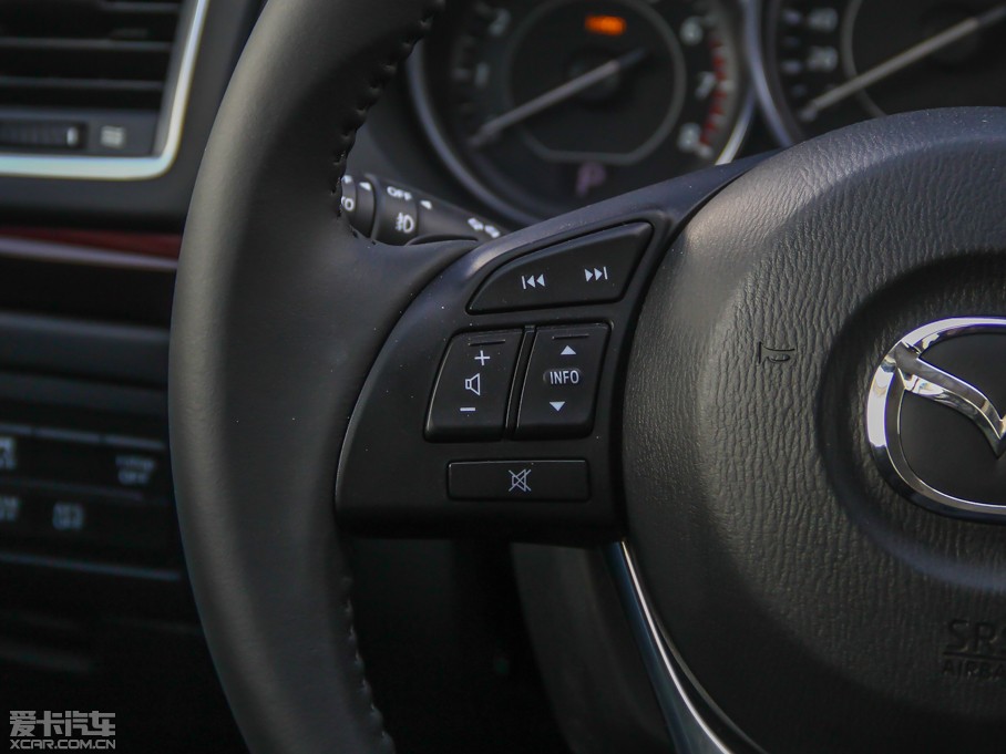 2014Ɲ 2.5L {(ln)