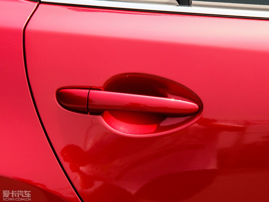 2014���Ɲ 2.5L �{������