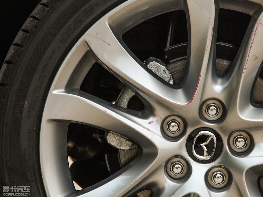 2014���Ɲ 2.5L �{������