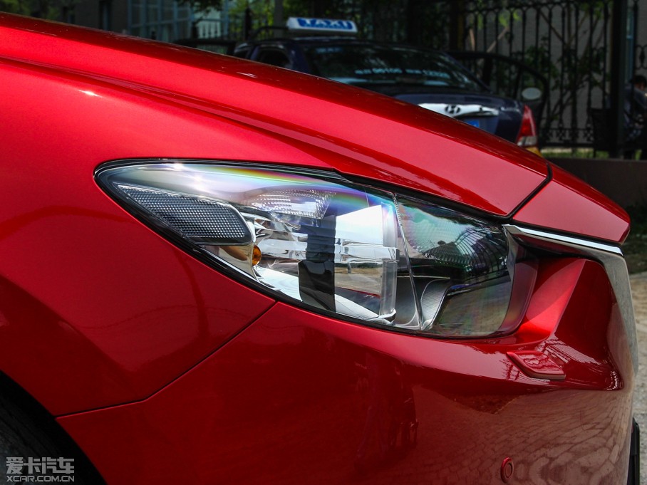 2014���Ɲ 2.5L �{������