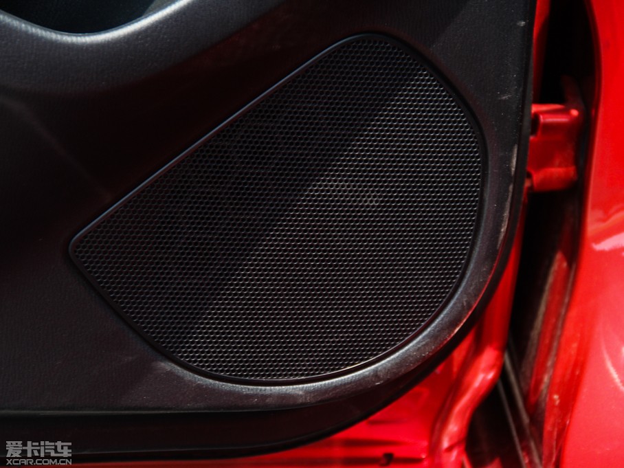 2014���Ɲ 2.5L �{������