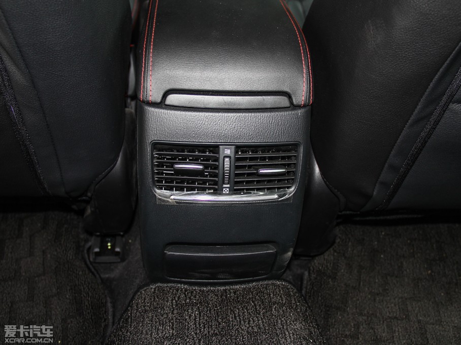 2014���Ɲ 2.5L �{������