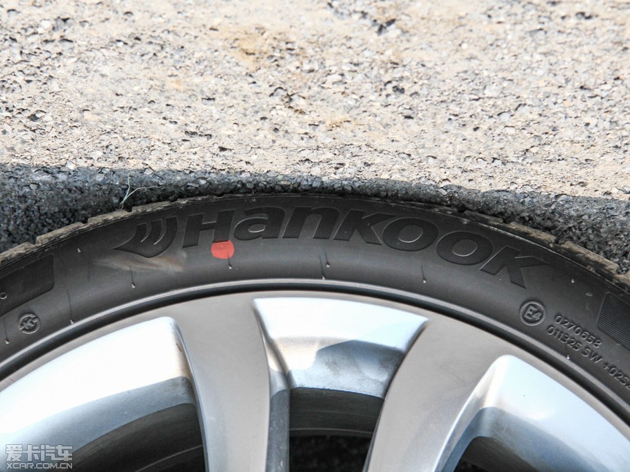 2014���Ɲ 2.5L �{������