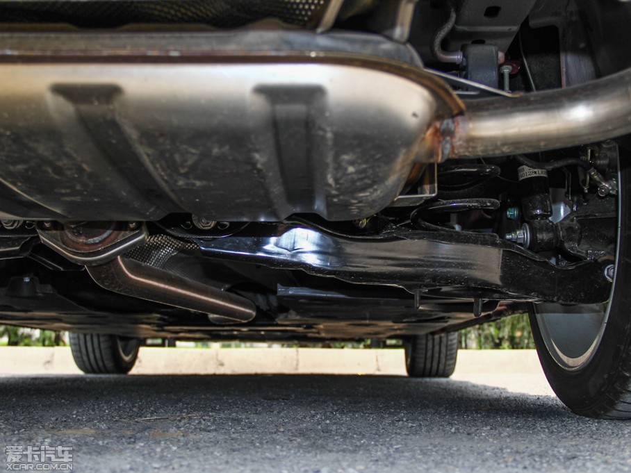 2014���Ɲ 2.5L �{������