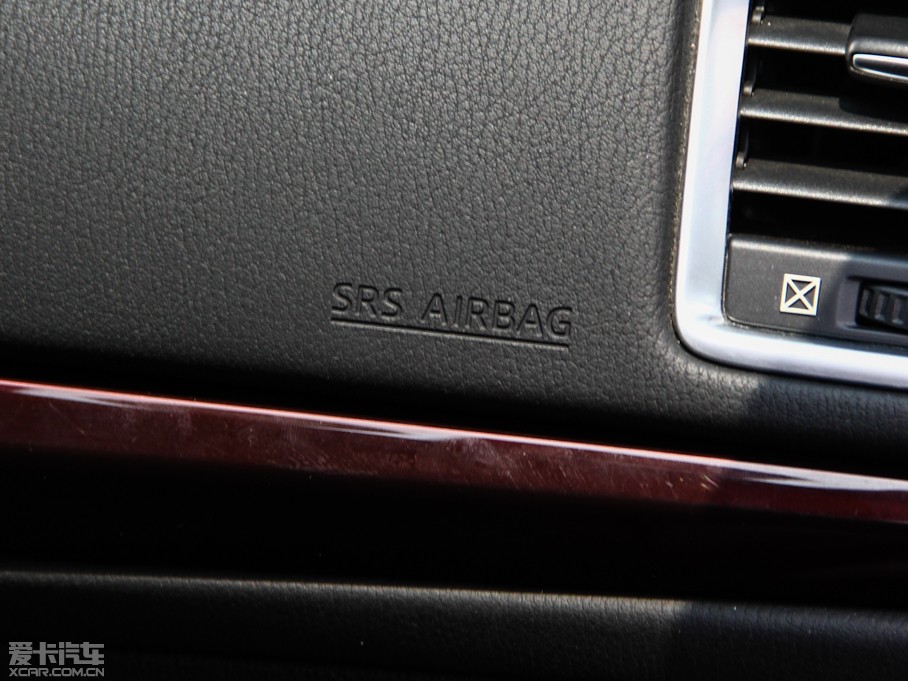 2014���Ɲ 2.5L �{������