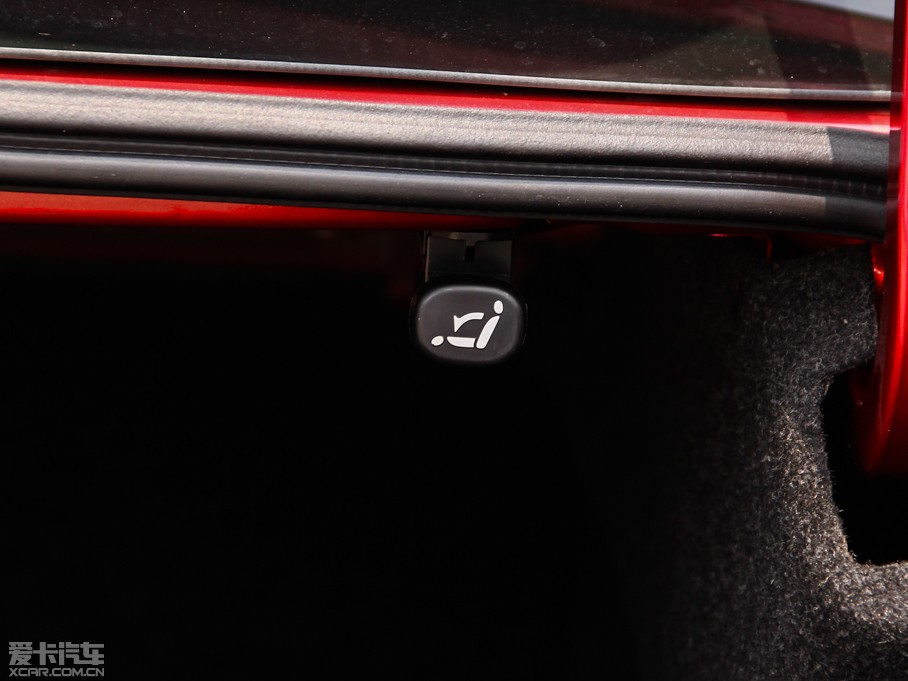 2014���Ɲ 2.5L �{������