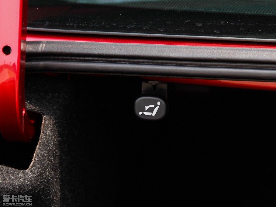 2014���Ɲ 2.5L �{������