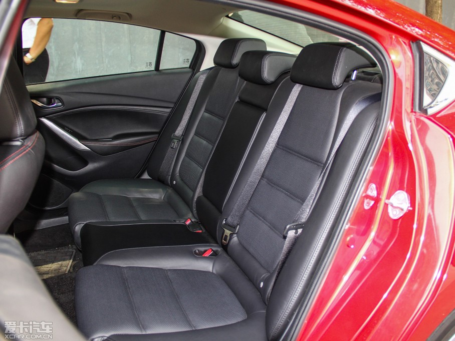 2014���Ɲ 2.5L �{������