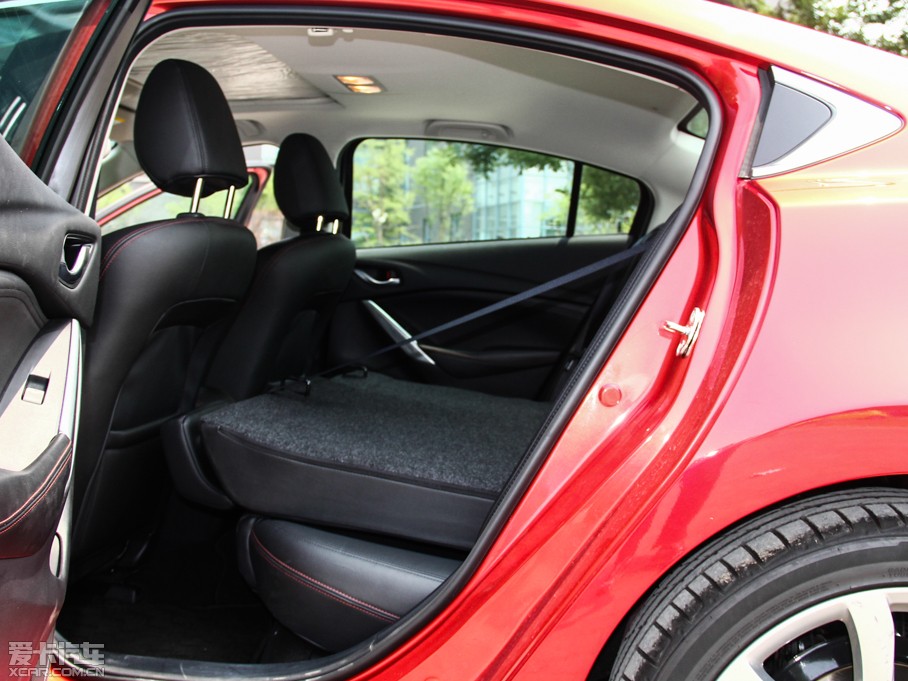 2014���Ɲ 2.5L �{������