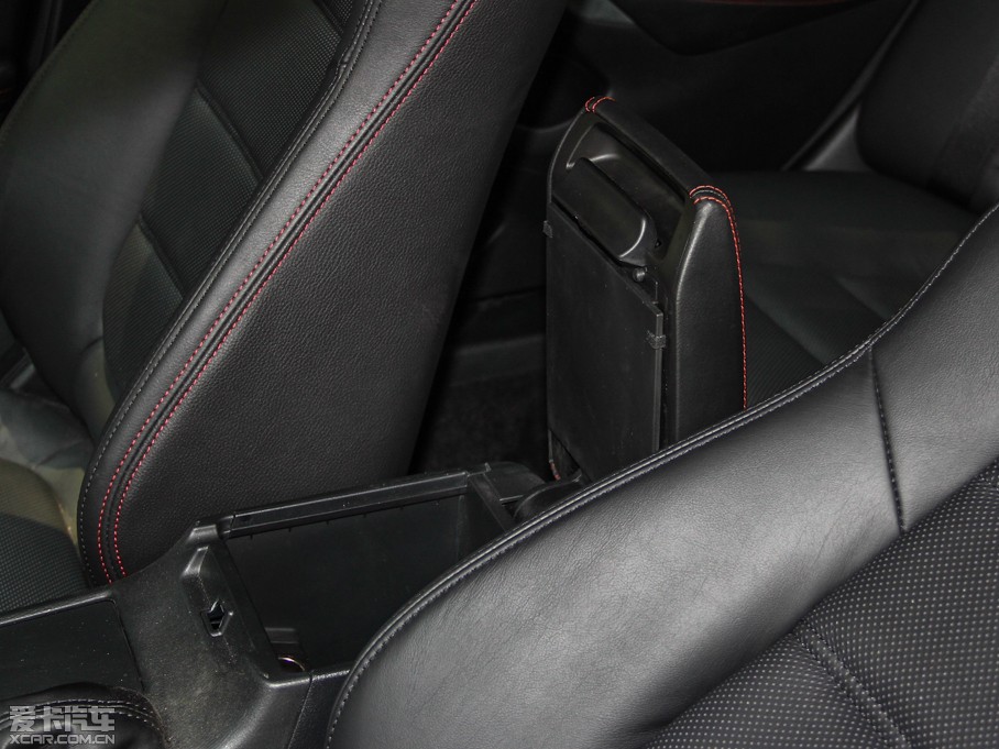 2014���Ɲ 2.5L �{������