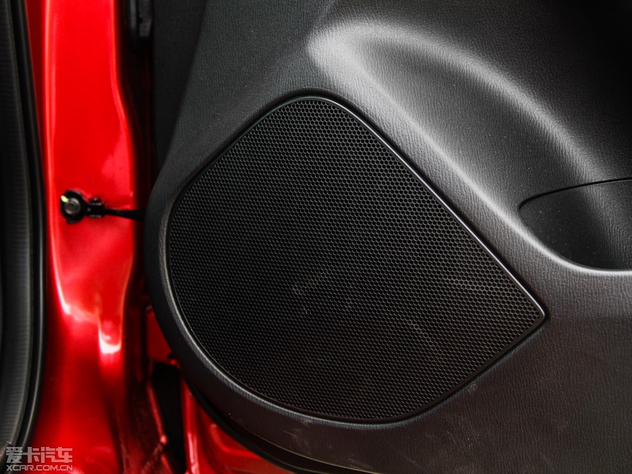 2014Ɲ 2.0L {(ln)F