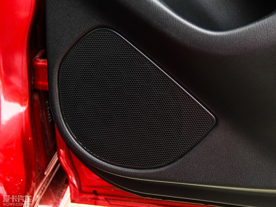 2014Ɲ 2.0L {(ln)F