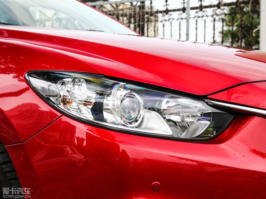 2014���Ɲ 2.0L �{�����F��