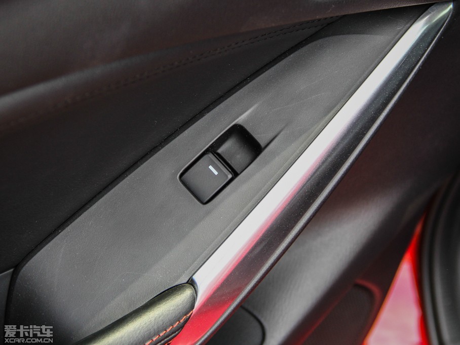 2014Ɲ 2.0L {(ln)F