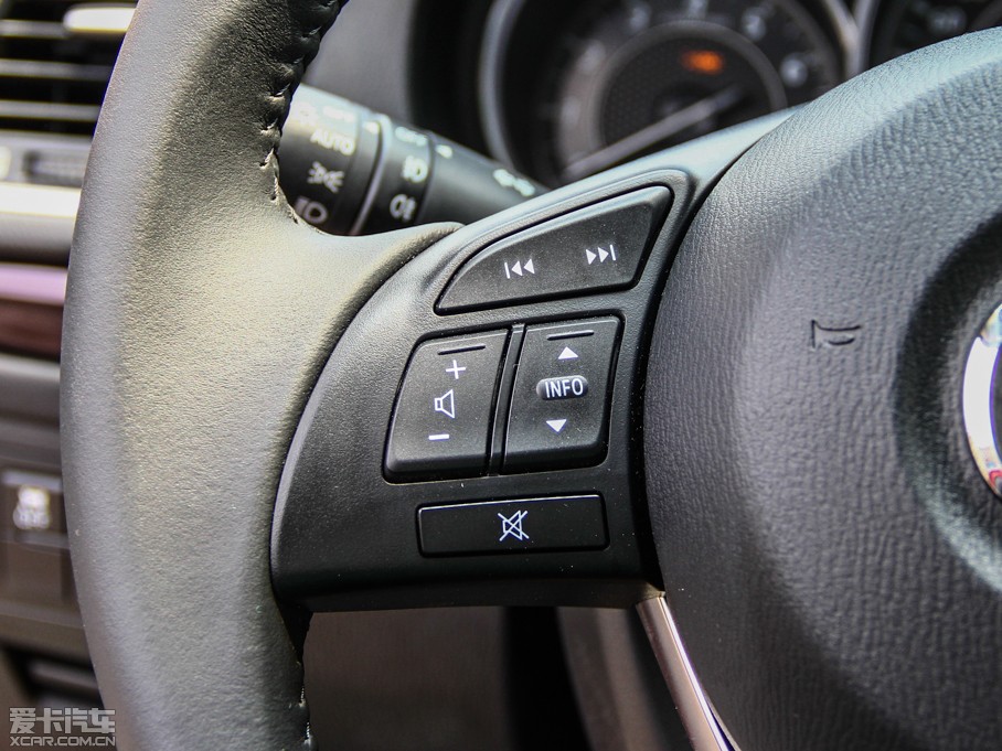 2014Ɲ 2.0L {(ln)F