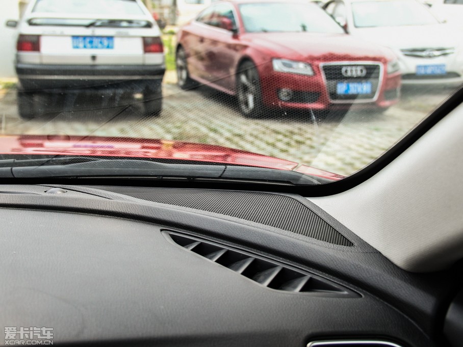 2014Ɲ 2.0L {(ln)F