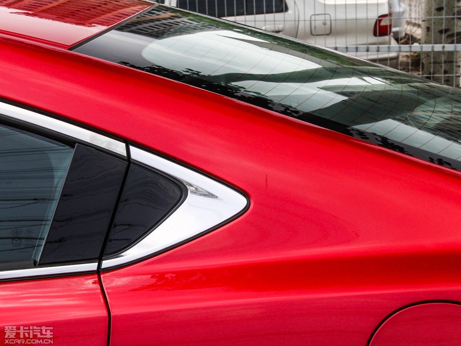 2014Ɲ 2.0L {(ln)F