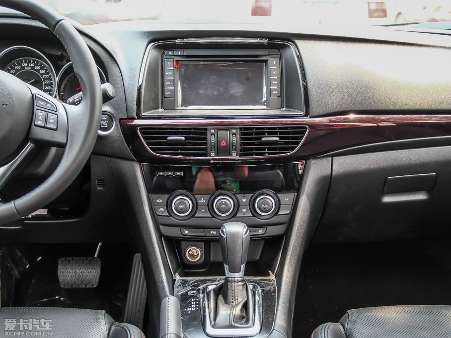 2014Ɲ 2.0L {F