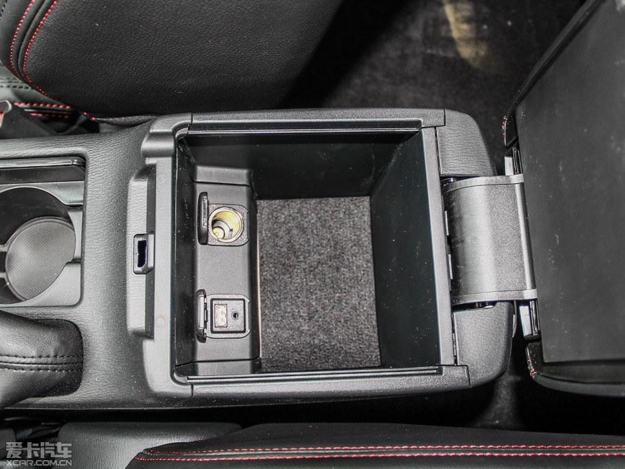 2014Ɲ 2.0L {(ln)F