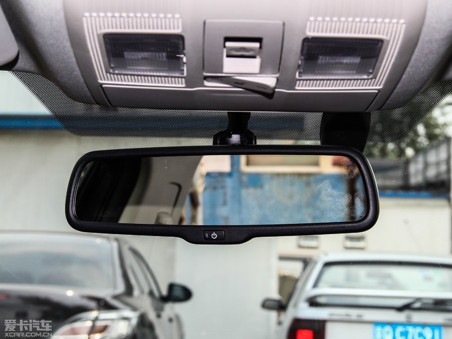 2014Ɲ 2.0L {(ln)F