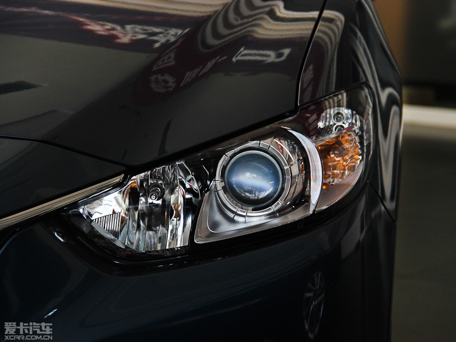 2014Ɲ 2.0L {(ln)A