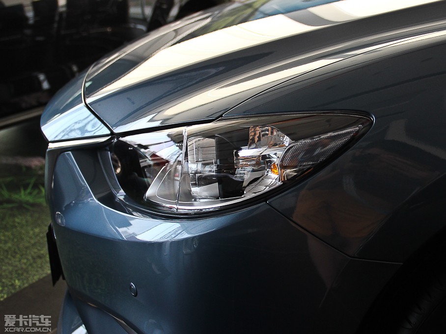 2014Ɲ 2.0L {(ln)A