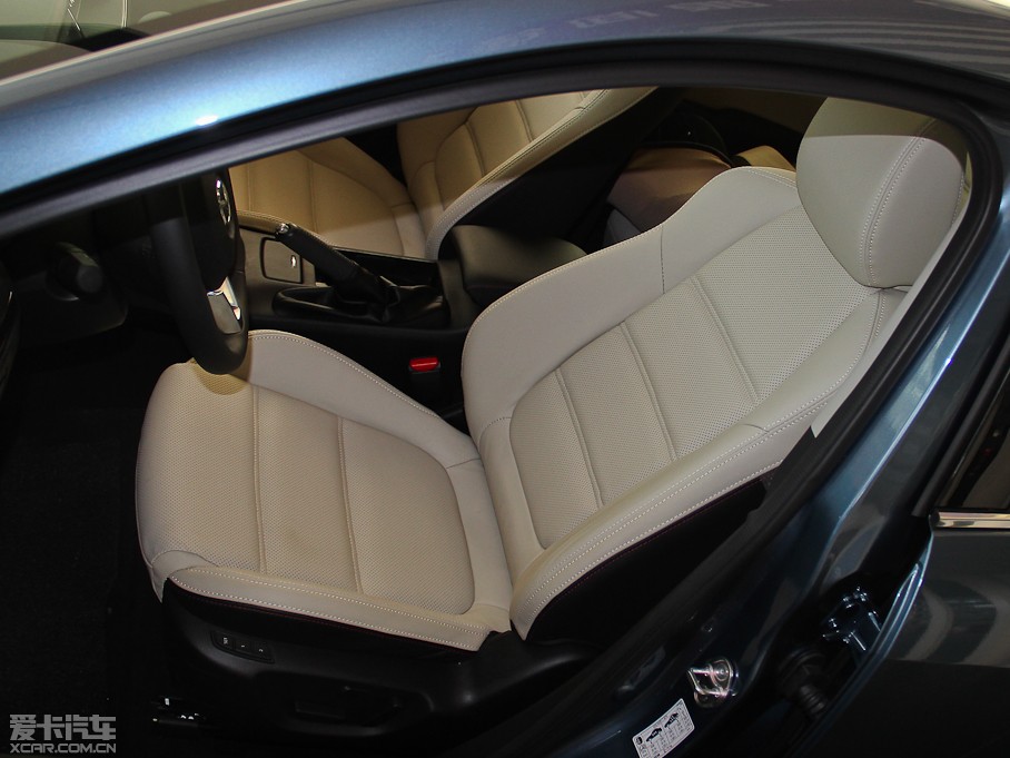 2014Ɲ 2.0L {(ln)A