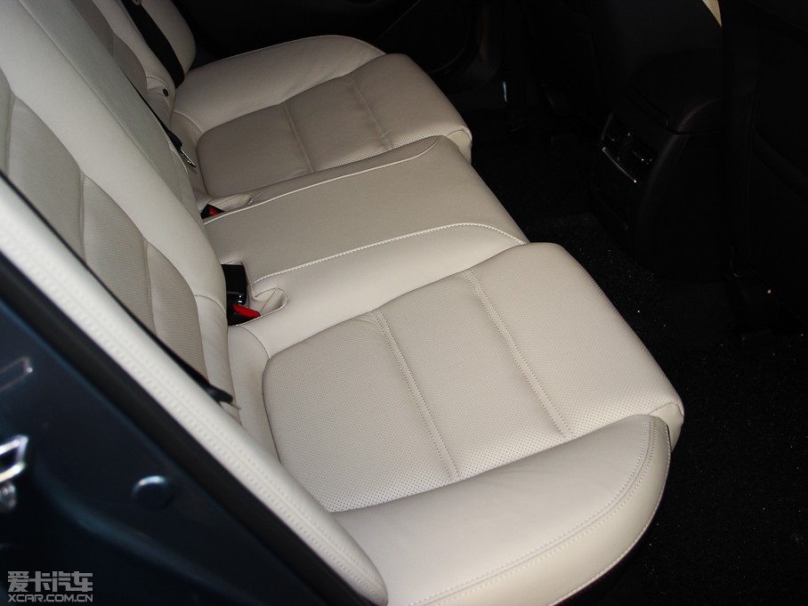 2014Ɲ 2.0L {(ln)A