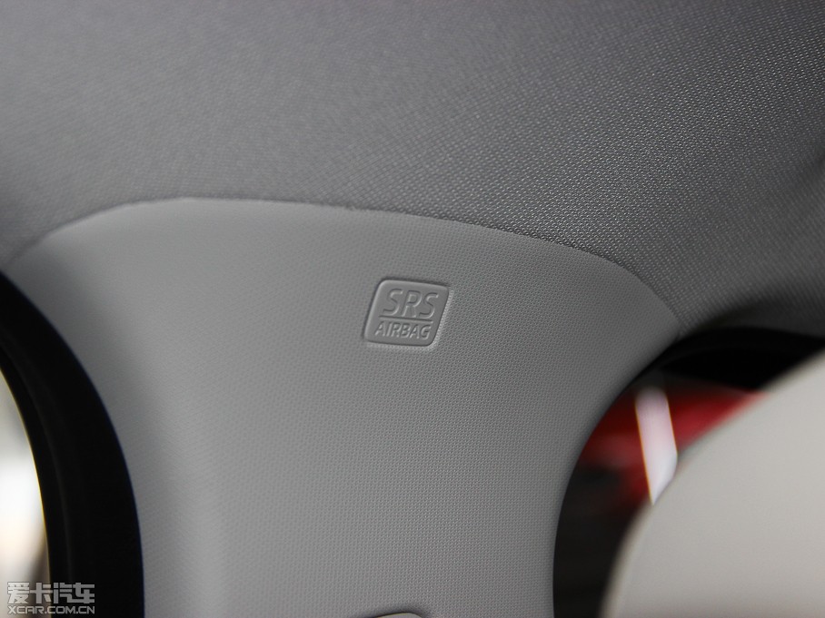 2014Ɲ 2.0L {(ln)A