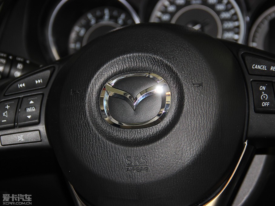 2014Ɲ 2.0L {(ln)A