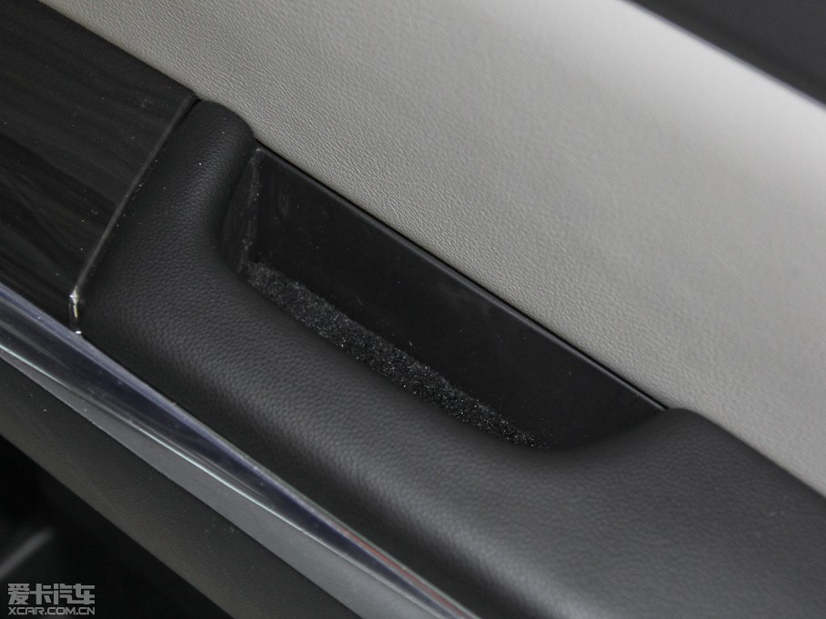 2015R_(d)8 2.5L I(lng)