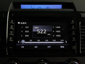 2015款2.5L 领航版 音响调节