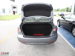 2011款马自达6