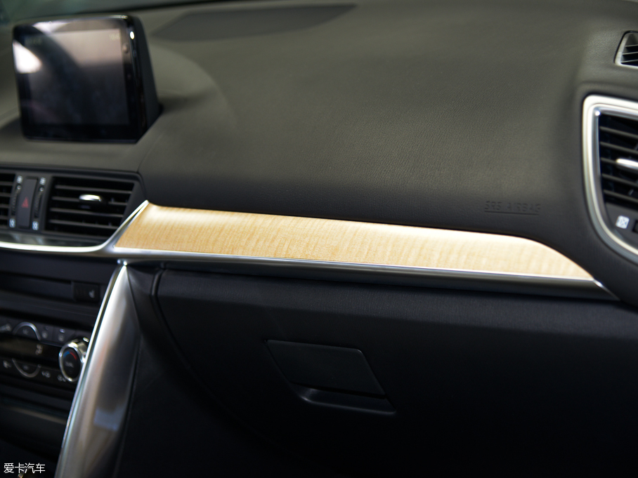 2016R_CX-4 2.5L Ԅ(q){oη