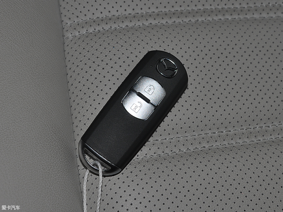 2016R_CX-4 2.0L ԄӃ{IȰ