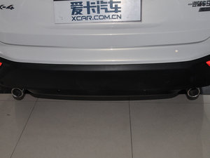 2016款2.5L 自动四驱蓝天激情版 排气管
