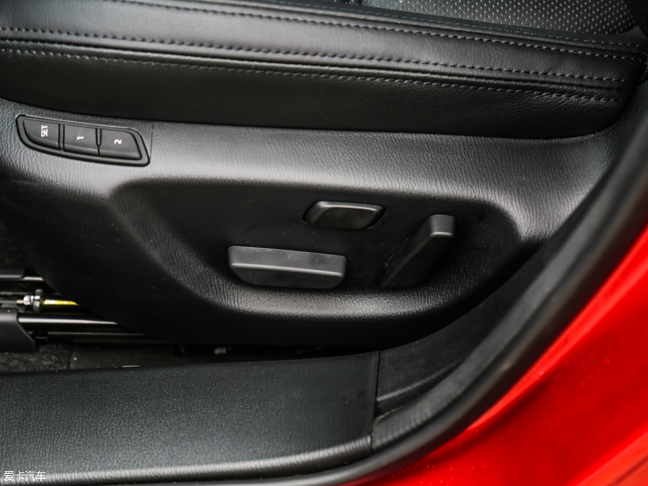 2017Ɲ 2.5L {(ln)