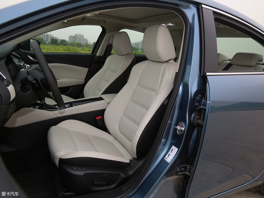 2017Ɲ 2.5L {(ln)